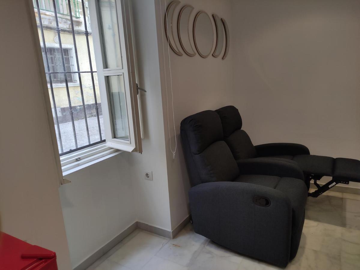 Essence Apartment *